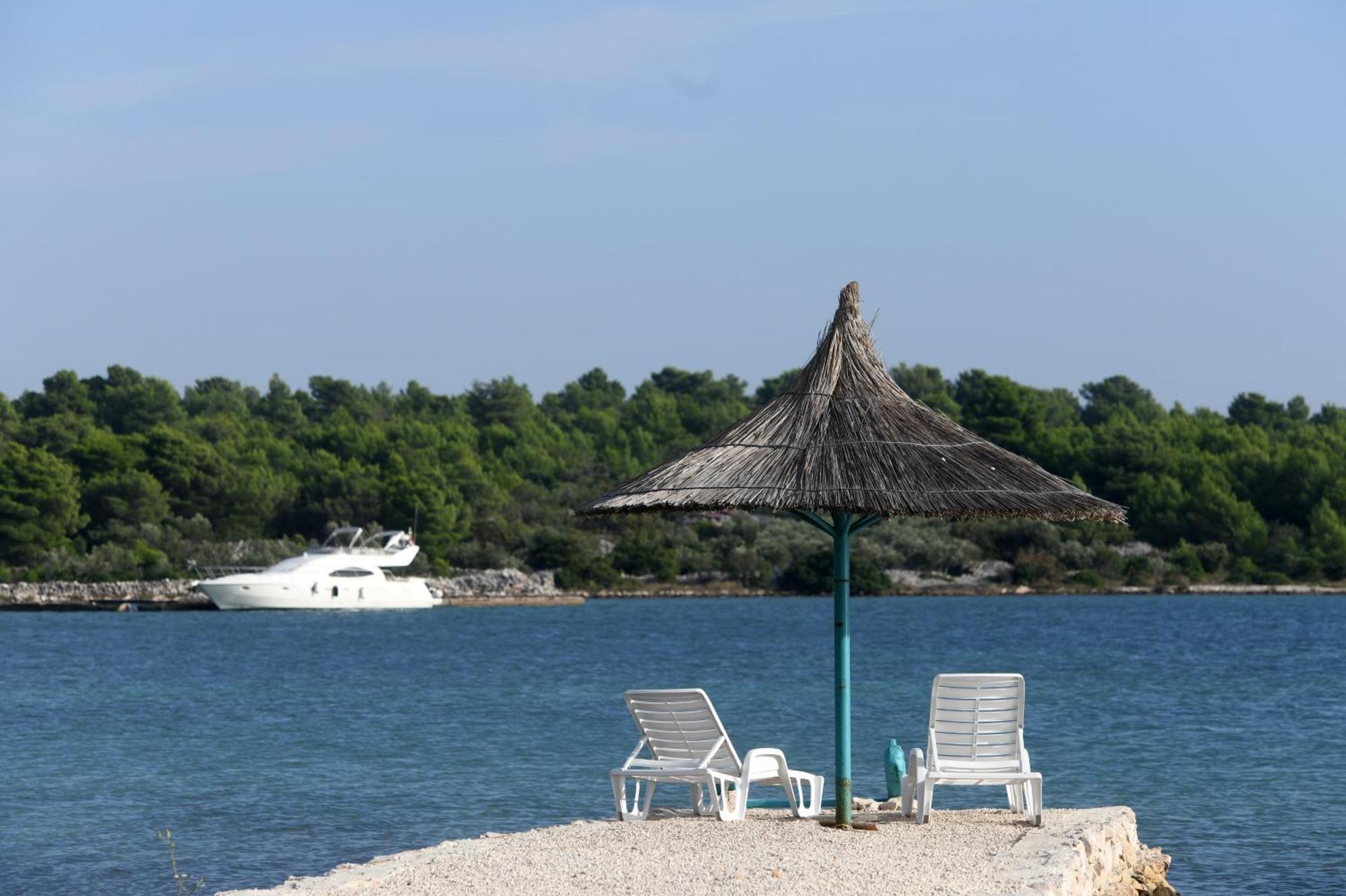 Beach House Marina Grande Betina  Extérieur photo